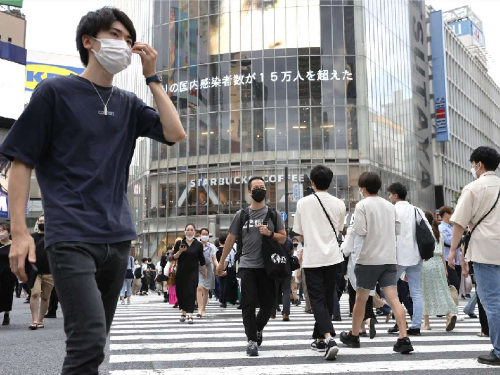 In Japan, 70% of youth aged 12 to 35 years have not yet had a third dose.