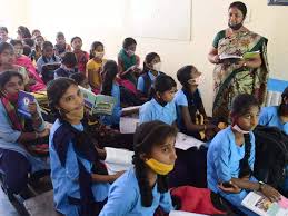 अब सरकारी स्कूलों में भी पैरेंट्स टीचर मीटिंग: सरकार की बड़ी पहल | इसी सत्र शुरू होगी मीटिंग | साल में चार PTM अब सरकारी स्कूलों में भी पैरेंट्स टीचर मीटिंग: सरकार की बड़ी पहल | इसी सत्र शुरू होगी मीटिंग | साल में चार PTM