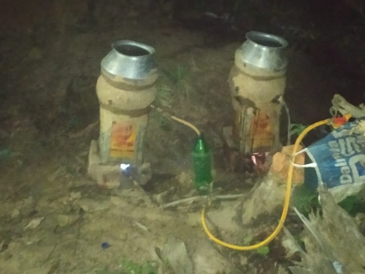 शराब बनाने के उपकरण।