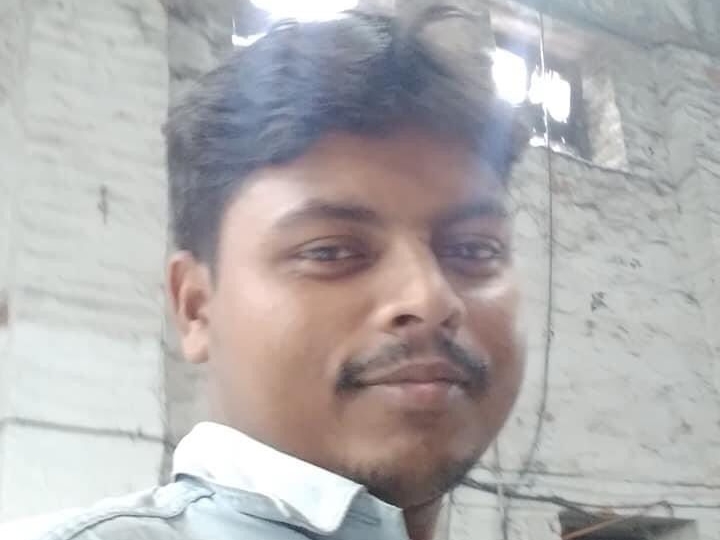 छपरा में परिजन बोले- साथ बैठकर पी थी शराब, पेट दर्द के बाद उल्टी होने लगी | 2 died due to drinking spurious liquor in Chhapra - Dainik Bhaskar