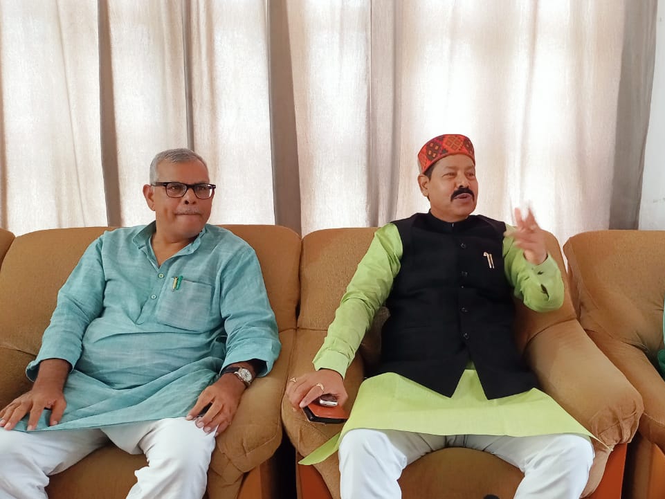 भाई बिरेंद्र बोले - विपक्ष को समाप्त करना चाहती है केंद्र सरकार | Brother  Birendra said - the central government wants to end the opposition - Dainik  Bhaskar