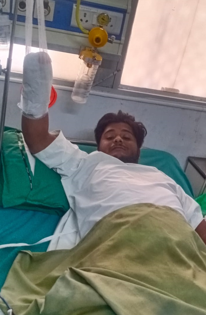 BhopalHarda Bus Accident; Chartered Bus Overturned In Hoshangabad Chartered Bus Harda Photos