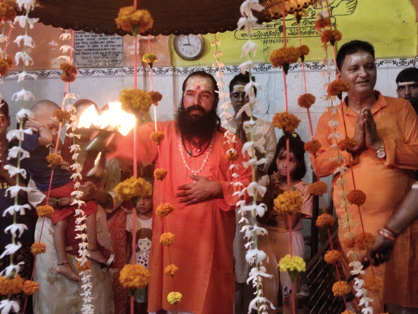 Barkhandi Jalabhishek takes place in the entire Savan in the Pandav period ...