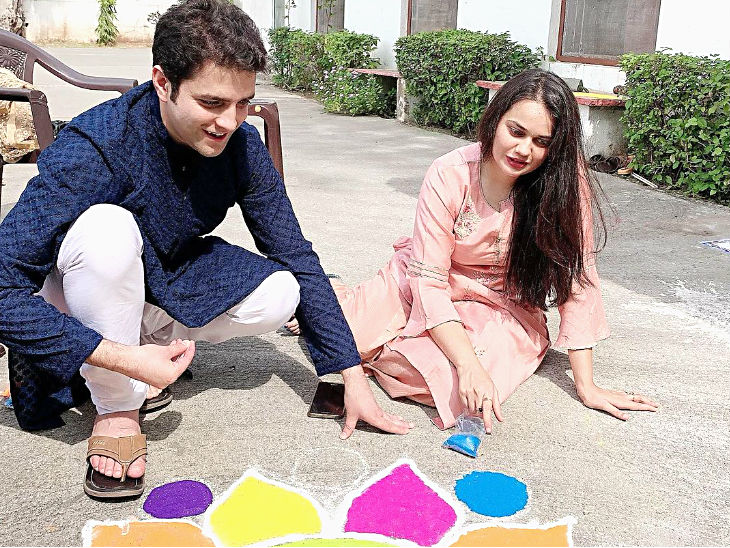 तलाक के पहले अतहर और टीना की फोटो।