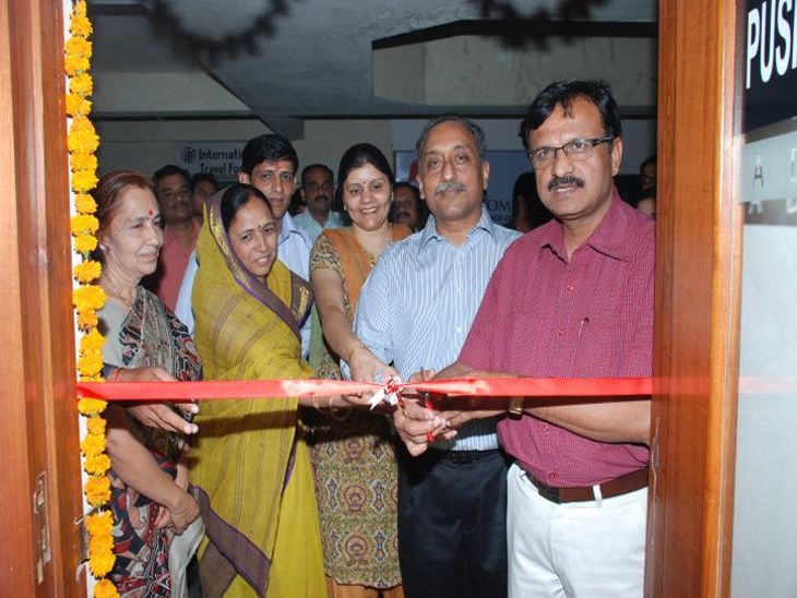 Bhargava with father Rajendra Bhargava, mother Nirmala, former judge Piyush Mathur at the inauguration of his own office while he was an advocate in the High Court.