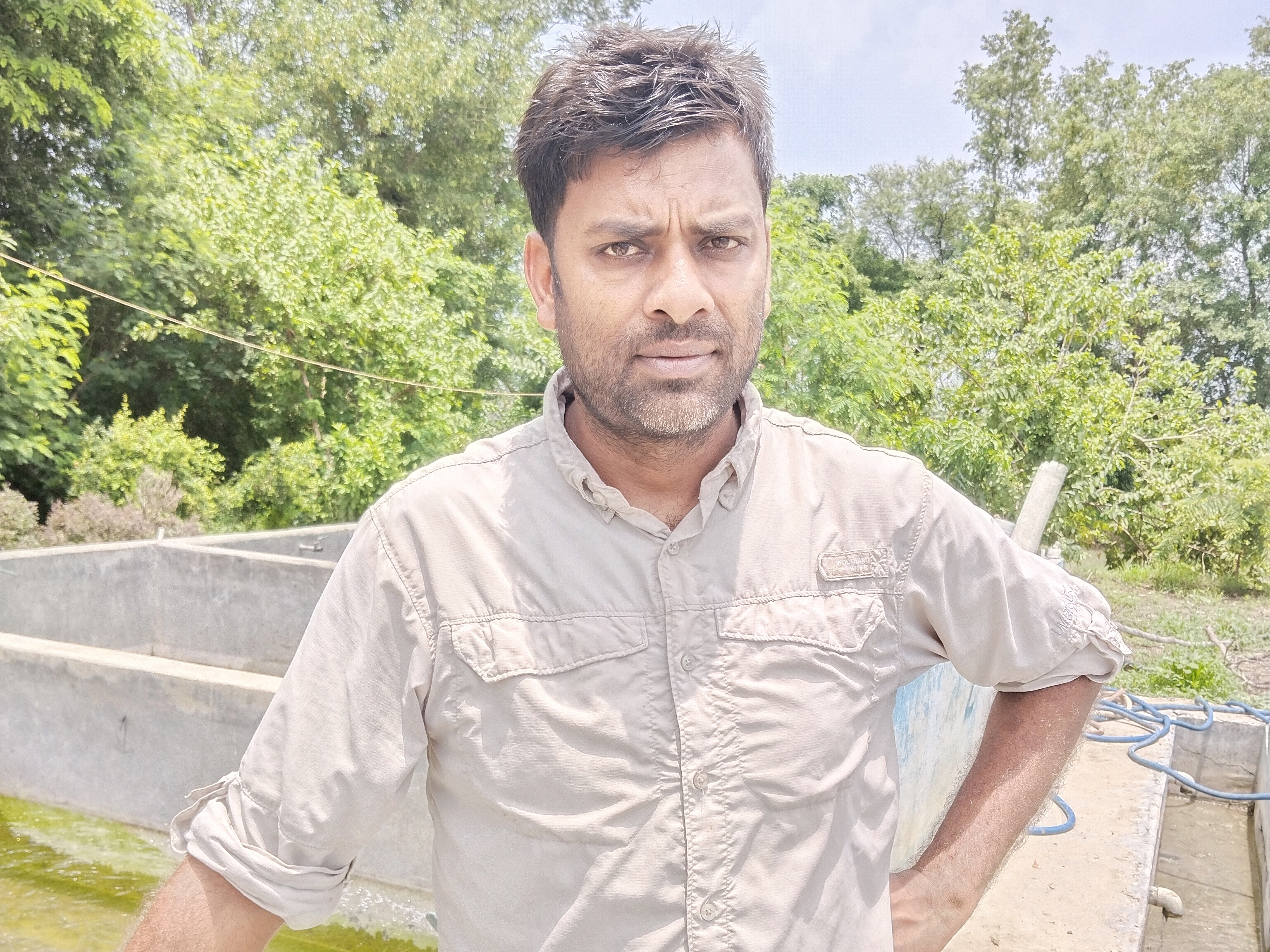 प्रकाश कुमार सिंह ने पटना के एएन कॉलेज से रूलर मैनेजमेंट की पढ़ाई की है।