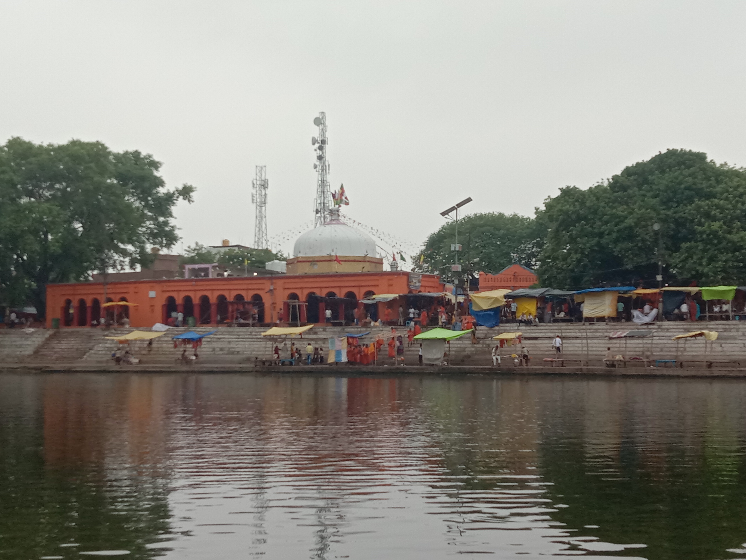 ब्रह्मेश्वर नाथ धाम मंदिर से जुड़ी है कई मान्यताएं।