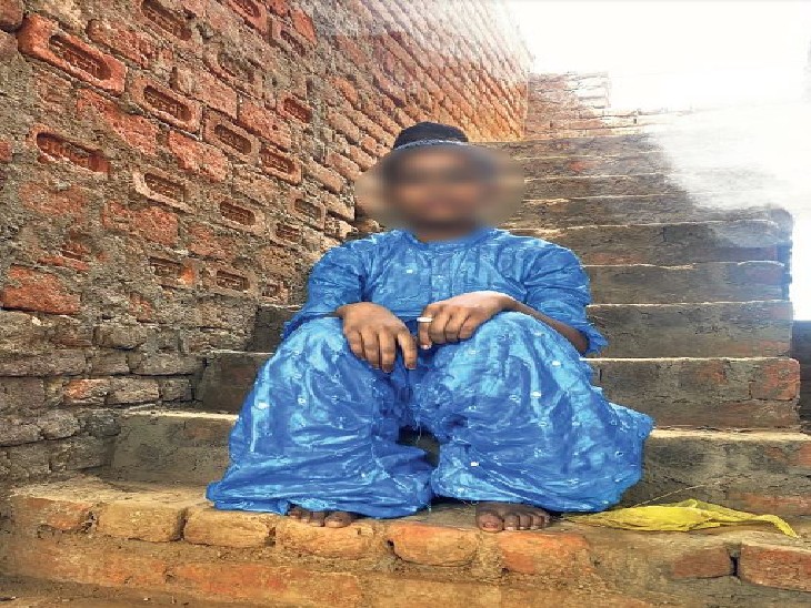 रणजीतपुरा गांव की यह बेटी 15 साल की है। अभी 8वीं कक्षा में है। कुल तीन बहनों में यह दूसरे नंबर की है।