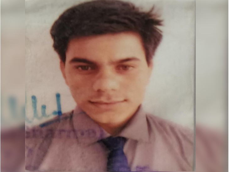 मृतक विकास सिंह, इसके पास ही एयरफोर्स में आरओ वॉटर का ठेका है