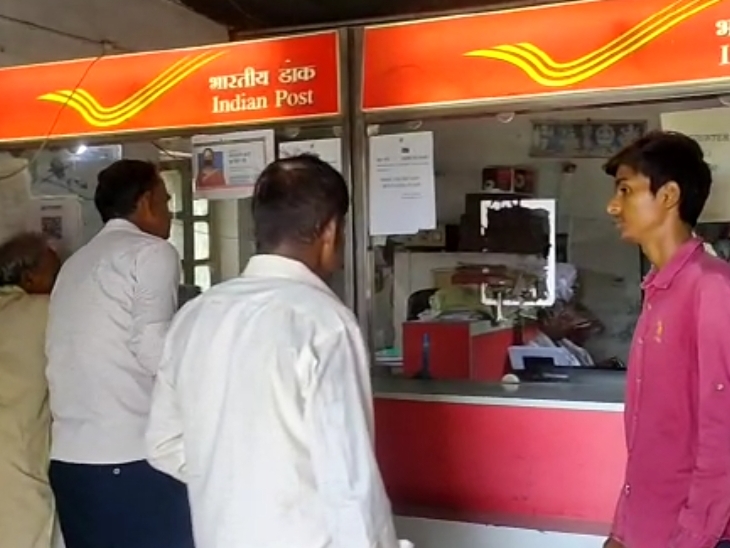 मुजफ्फरपुर में भीषण सड़क हादसा, बिजली के पोल टकराई बाइक; दो युवकों की मौत |  Bihar Live Updates, 11 August News - Dainik Bhaskar