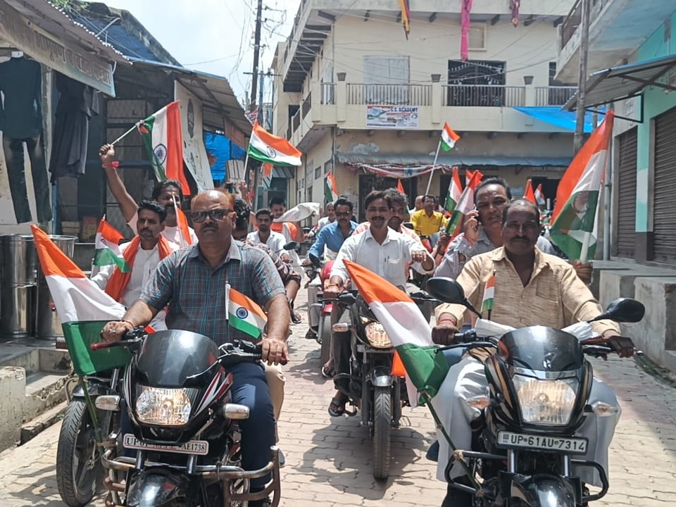 SDM led the tricolor rally, inspired all the people of the area to ...