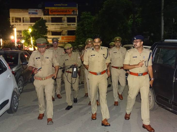 SSP मुनीराज जी. ने देर रात दिल्ली बॉर्डर वाले इलाके में पैदल भ्रमण किया।