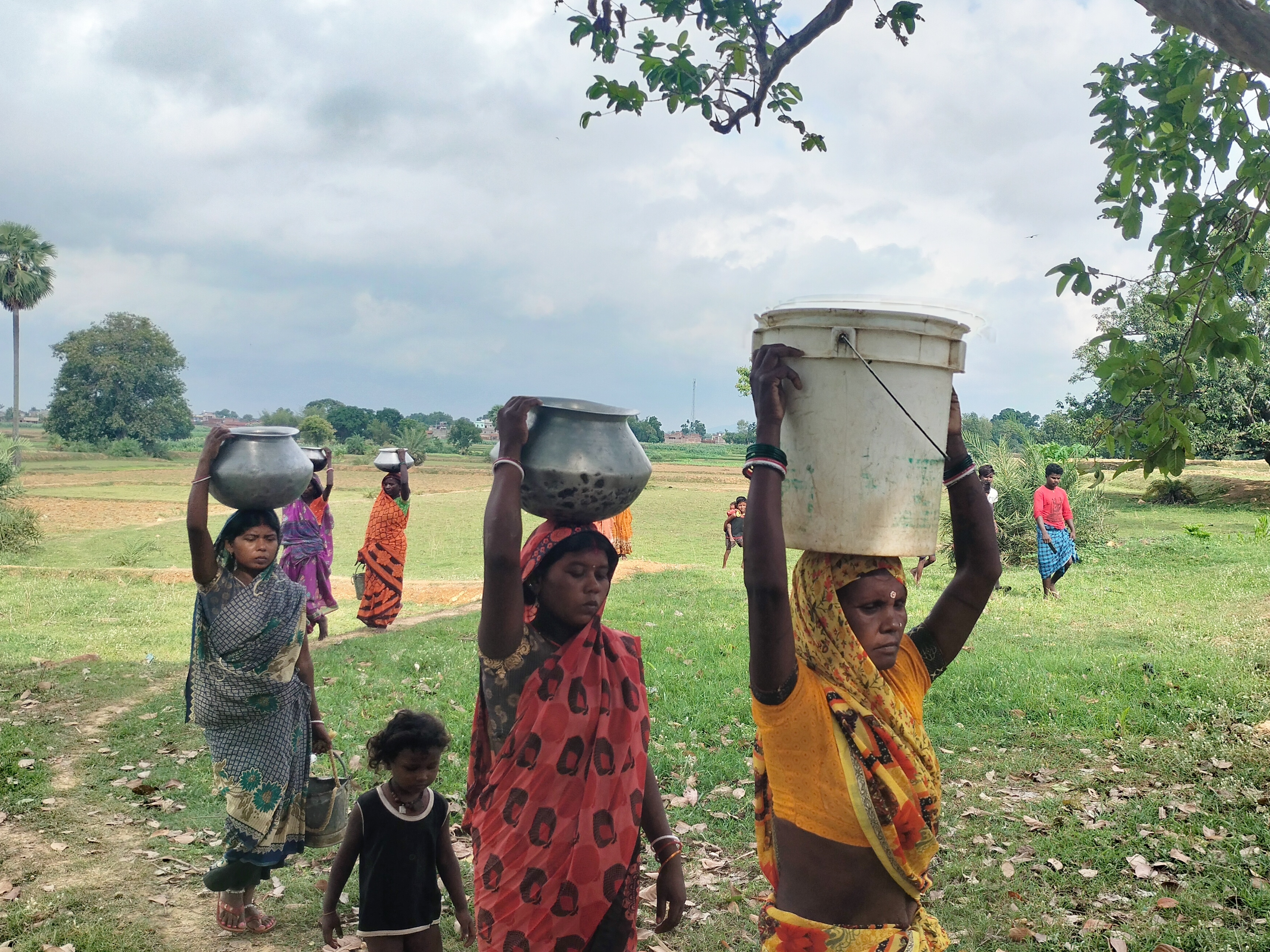 दो घंटे जद्दोजहद के बाद पानी नसीब।