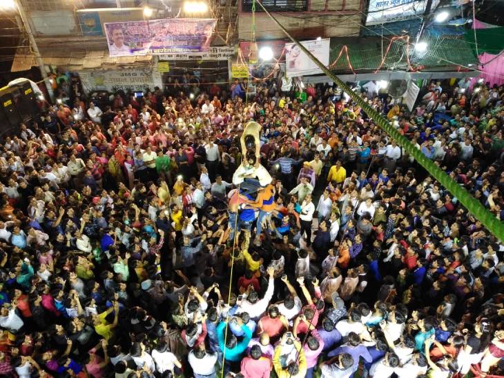 पूरी सुरक्षा व्यवस्था और पुलिस के इंतजाम के बीच होती है यह प्रतियोगिता।