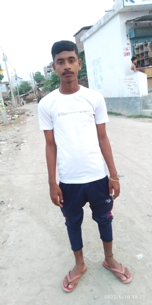 पति ने सुसराल वालों से मिलकर गला दबाया, शव गंगा में फेंका; प्रेमिका भी लापता  | Police in search of cousin; Three arrested including girlfriend's  sister-in-law - Dainik Bhaskar