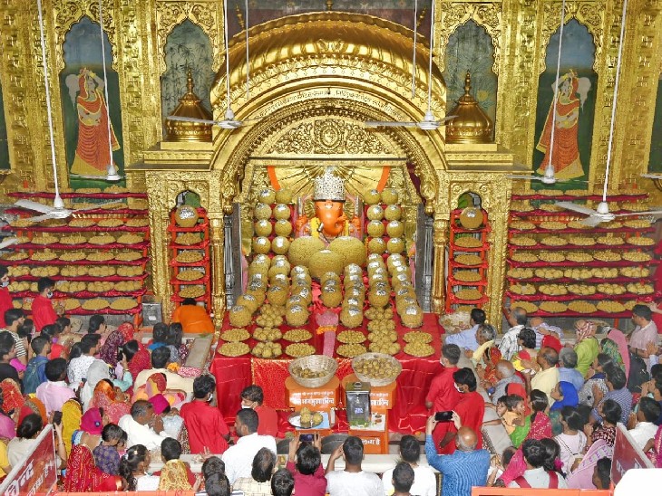 Ganesh Chaturthi 2022; Celebrations To Start At Moti Dungri Ganesh Temple  Jaipur | मोदकों के साथ चांदी के सिंघासन पर विराजे भगवान गणेश: जयपुर में आज  से 9 दिवसीय गणेश जन्मोत्सव का