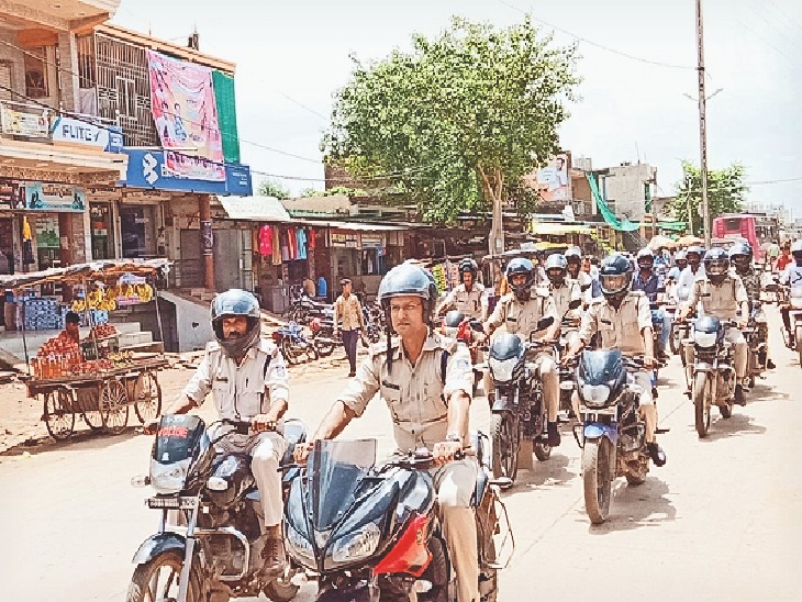 Action will be taken for driving a bike without helmet and seating