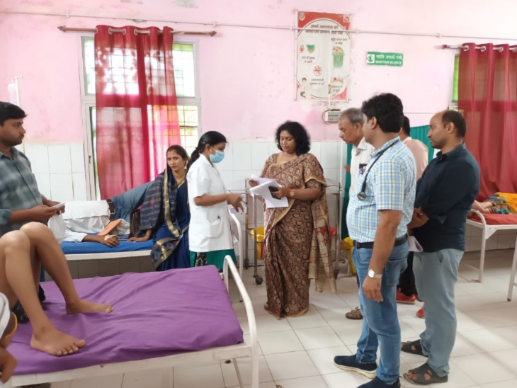 सीएमओ ने बदलापुर सामुदायिक स्वास्थ्य केंद्र का निरीक्षण कर डेंगू वार्ड का जायजा लिया था।