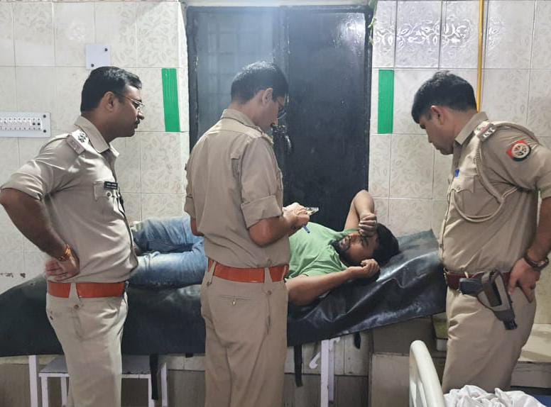 Businessman Nizamuddin was killed on the night of August 23. The main accused Salman has been shot in the leg.