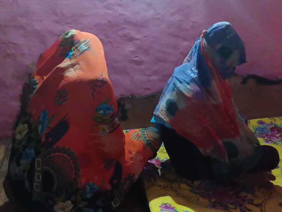 गांव की सहेली बुलाकर आरोपियों के घर ले गई।