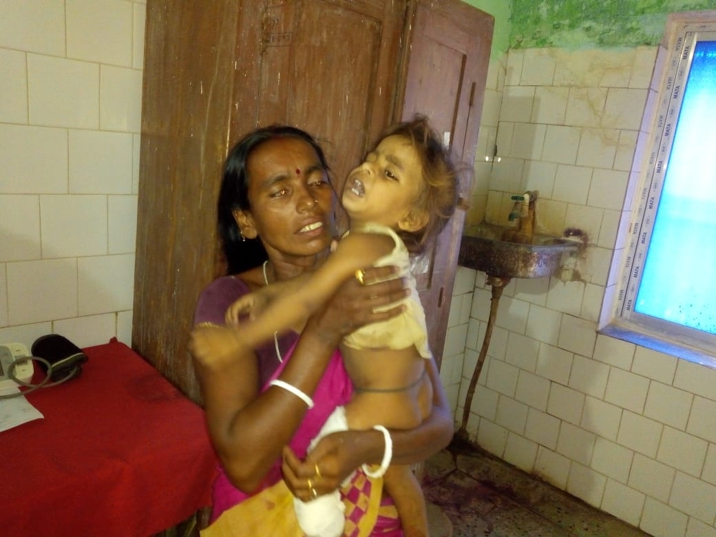 बच्चे का इलाज चल रहा है। - Dainik Bhaskar