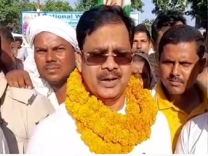नरकटियागंज से विधायक शमीम अहमद के पास पहले गन्ना विभाग था।