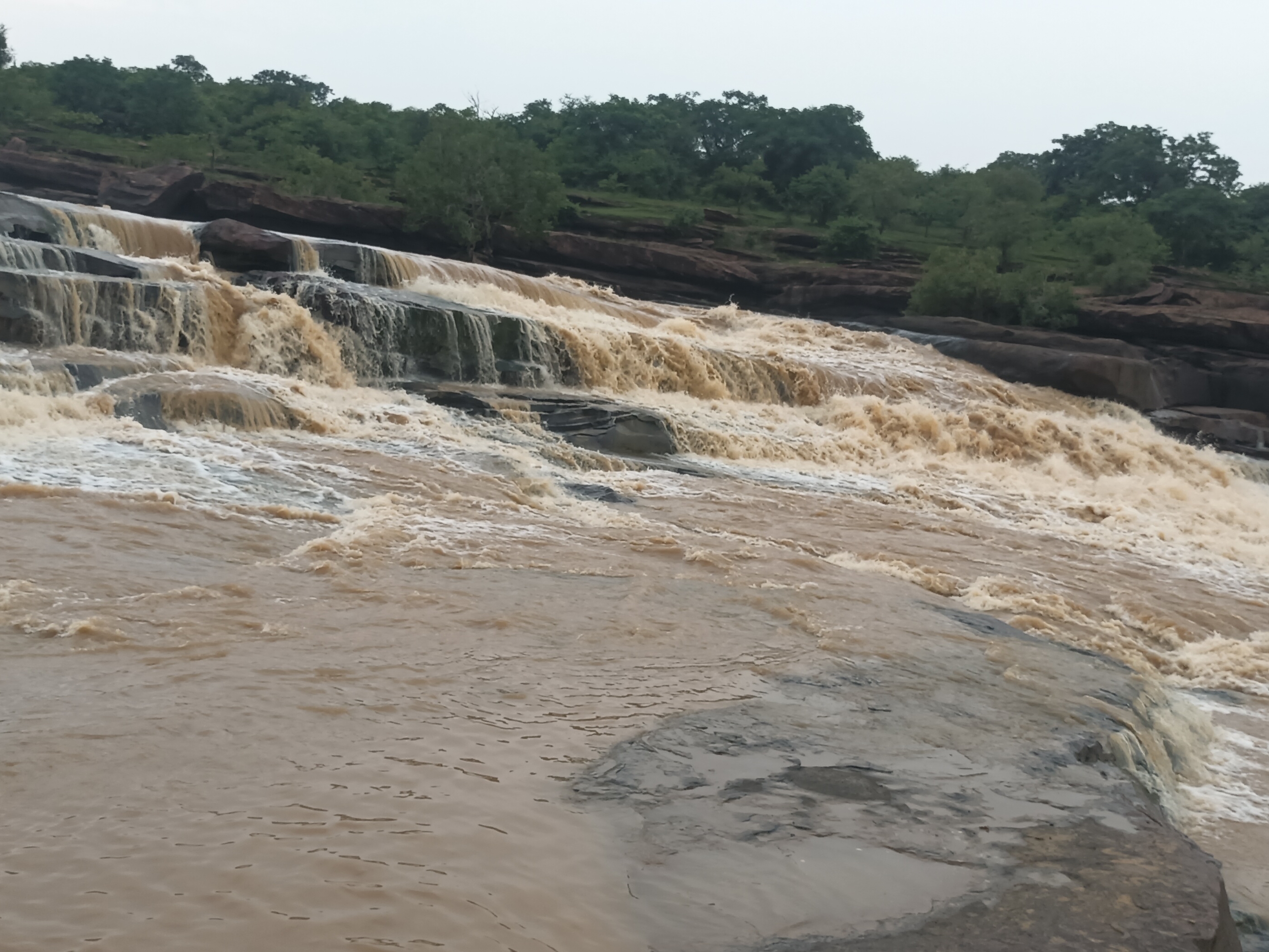 बारिश में बढ़ जाती है खूबसूरती।