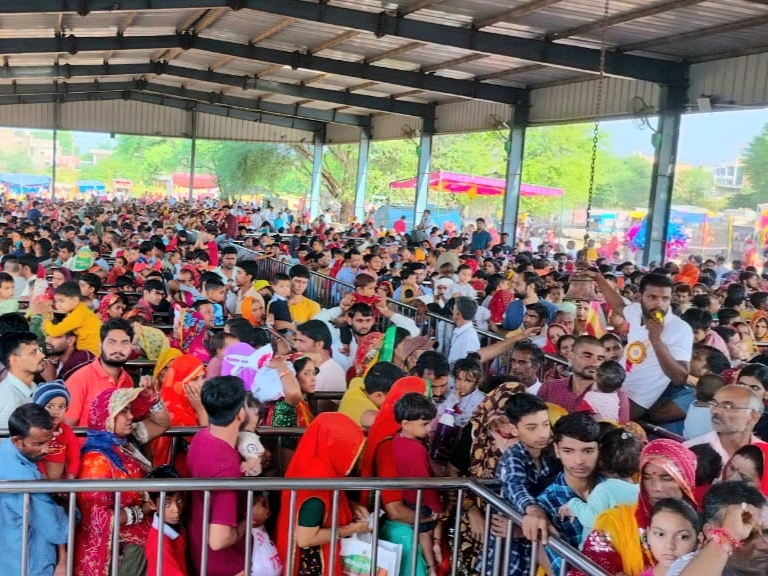 Thousands of devotees wished for fulfillment of wishes after seeing ...