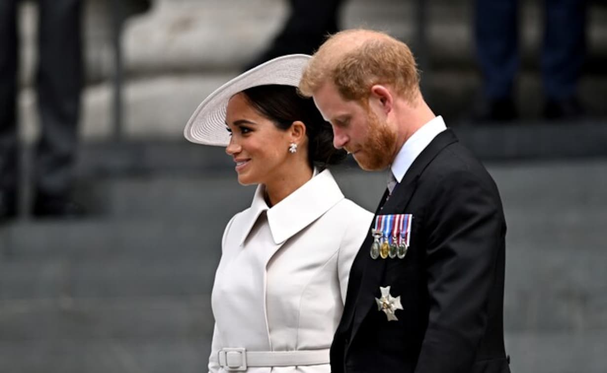 Prince Harry and Meghan Markle distanced themselves from the royal family in 2020 following a dispute.
