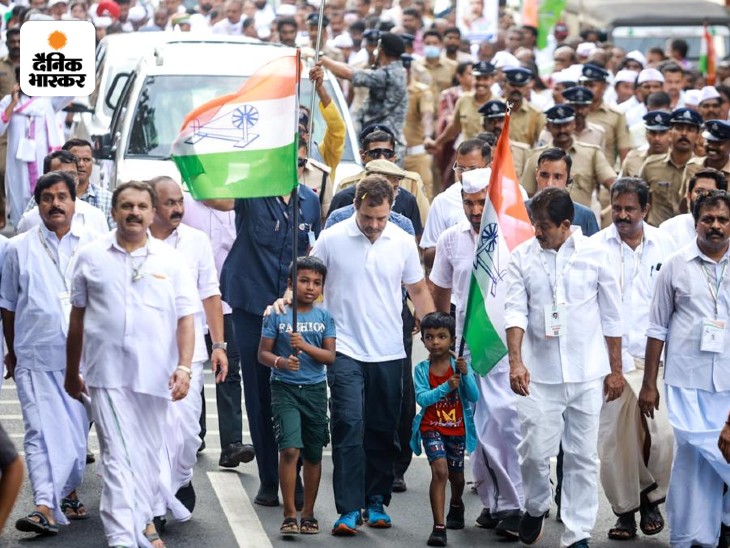 भारत जोड़ो यात्रा के तहत रविवार 11 सितंबर को राहुल गांधी ने केरल की यात्रा शुरू की। वे 19 दिन केरल भ्रमण करेंगे।