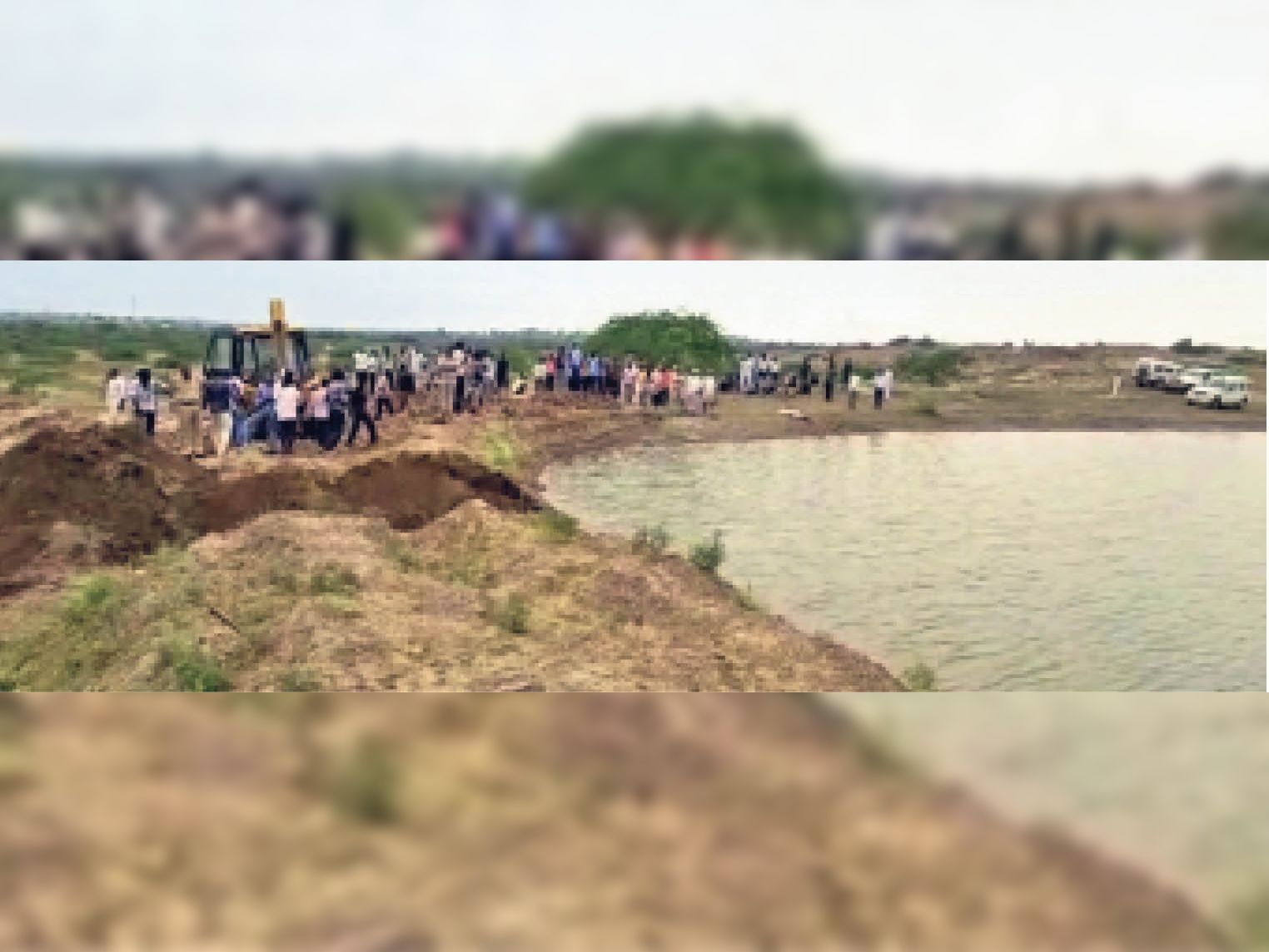 तालाब में डूबने से चचेरे 3 भाइयों की मौत, कपड़े और मोबाइल किनारे मिले |  Death of 3 cousins due to drowning in pond, clothes and mobile found on the  shore - Dainik Bhaskar