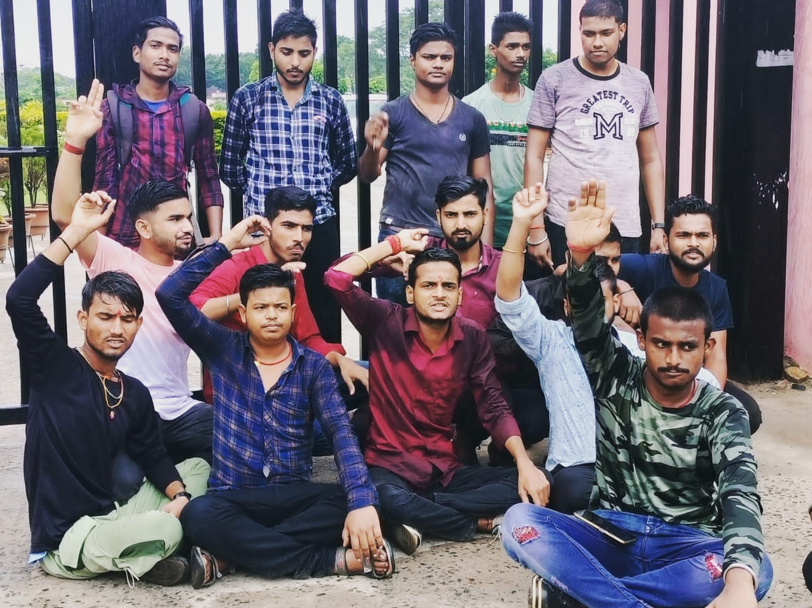 Result of 1400 students pending in Purnea University, Angry students ...