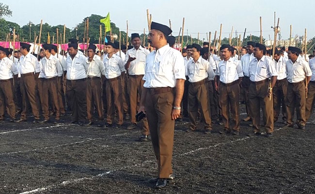 In 2016, in the All India Pratinidhi Sabha of RSS, instead of khaki half pants, brown colored full pants were made part of the uniform.