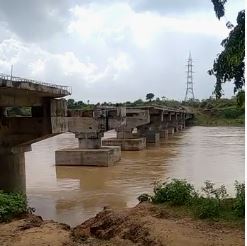 Even after seven years, the work of the bridge has not been completed.