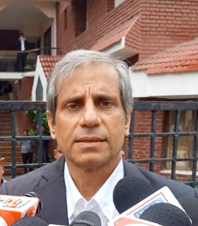 Lawyers arrived in the court to take a copy of the case, police ...