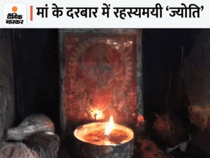 On the second day, do darshan of the Akhand Jyoti; Where does the ghee