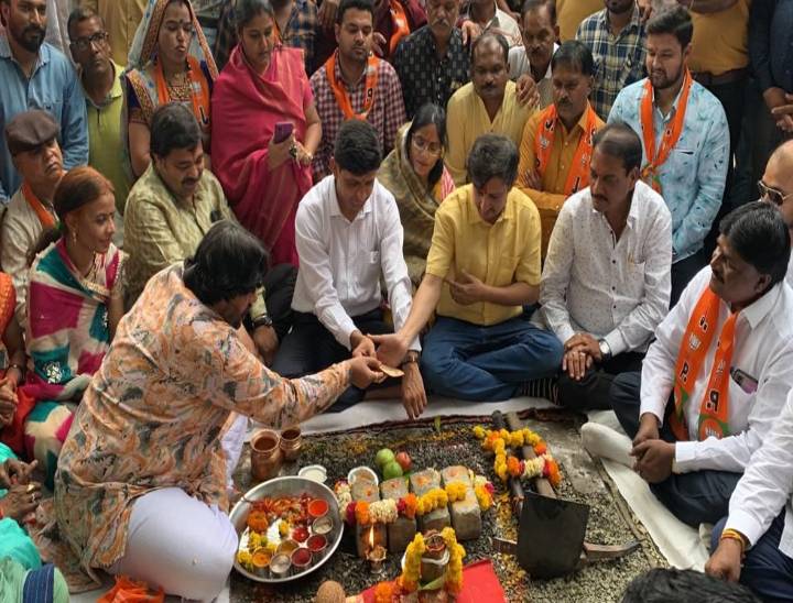 22 सितंबर को मेयर भार्गव और विधायक विजयवर्गीय ने किया था भूमिपूजन।
