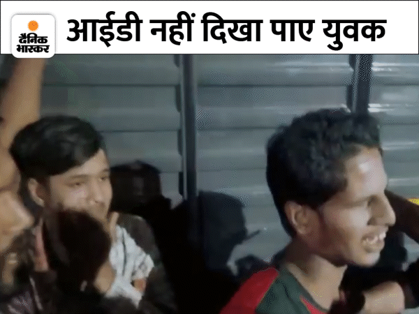 मंगलवार को पंढ़रीनाथ से पकड़ाए थे युवक।