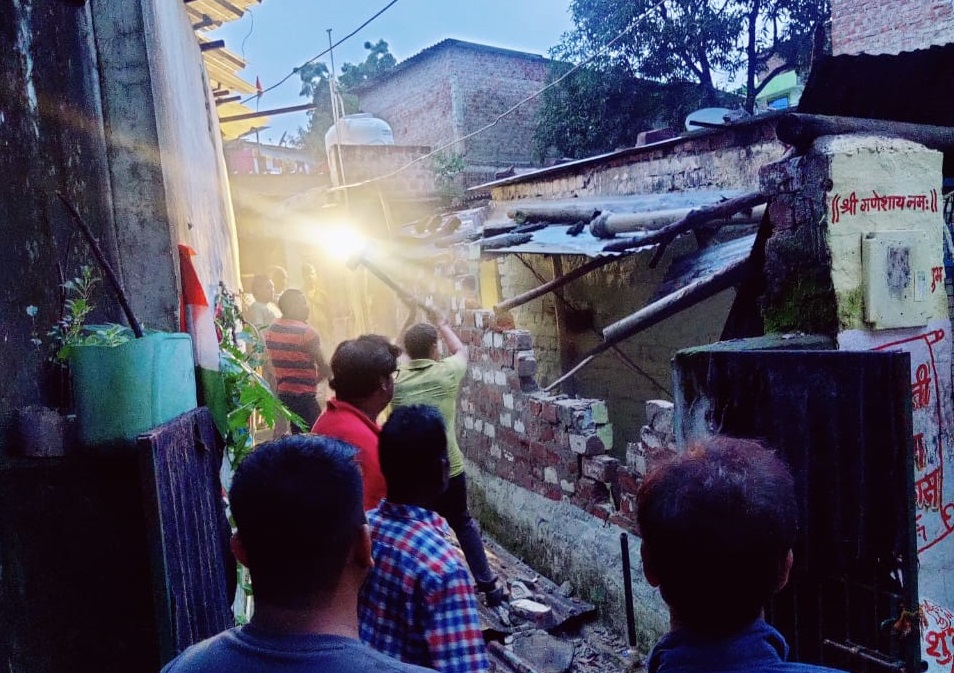 घटना के बाद शाहपुरा में आरोपी ड्राइवर के अवैध मकान को तोड़ने की कार्रवाई की गई थी।