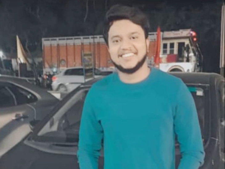 ये है फईम। यही छात्रों को फंसाता है। इसके निशाने पर यूपी के छात्र रहते हैं। उन्हें एमपी में परीक्षा दिलाने के नाम पर लाखों का खेल करता है।