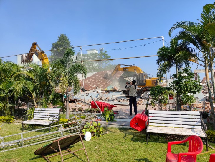 कई बार नोटिस के बाद भी जवाब नहीं दिया था। - Dainik Bhaskar