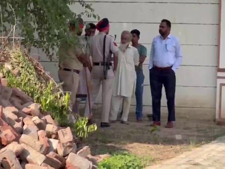 पंजाब के बठिंडा में NIA की टीम कबड्डी प्रमोटर जग्गा जंडिया के घर पर छापेमारी करने पहुंची।
