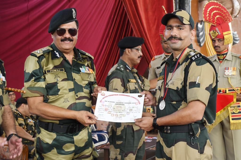 युद्धकाल, काउंटर इमरजेंसी और वामपंथी उग्रवाद से निपटने का कौशल दिखाया ...