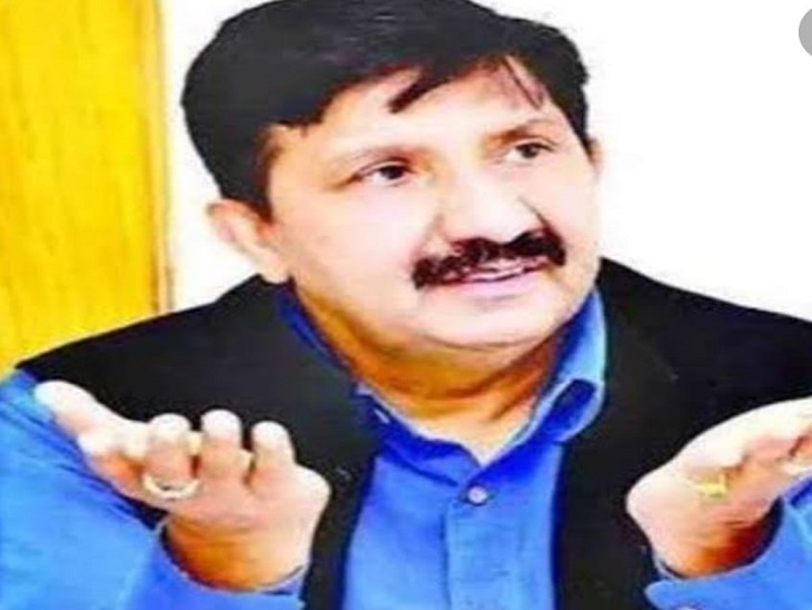 नेता प्रतिपक्ष मुकेश अग्निहोत्री।