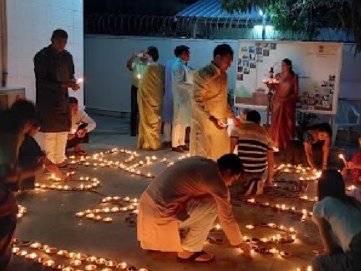 भारत मे म्यांमार के दूतावास पर दिवाली पर भव्य आयोजन किया गया।