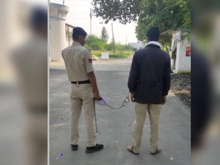 शातिर बदमाश पकड़ाया। - Dainik Bhaskar