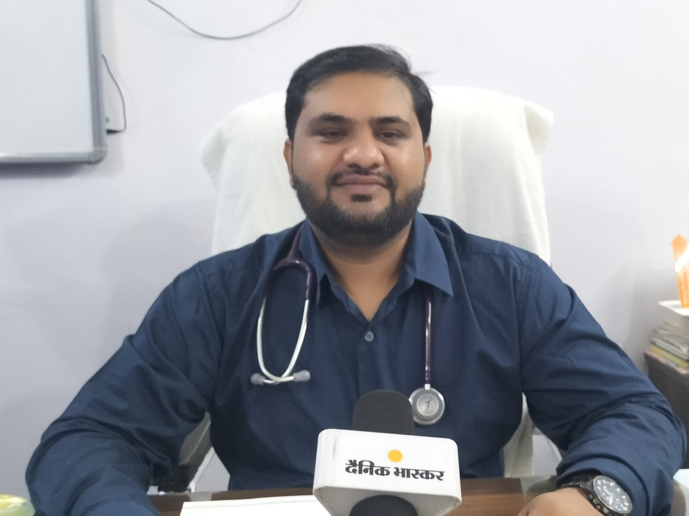 रामपुर के चेस्ट स्पेशलिस्ट डॉक्टर राशिद पाशा से जानें बीमारियों के उपाय