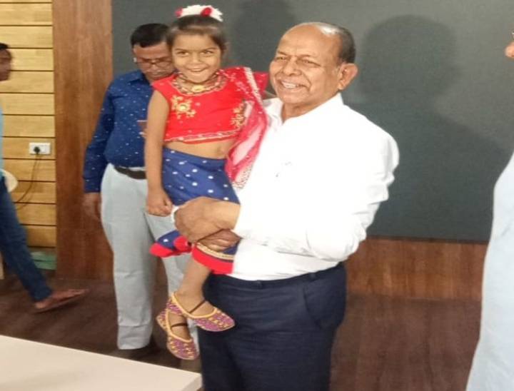 प्रशासन और जनप्रतिनिधियों
