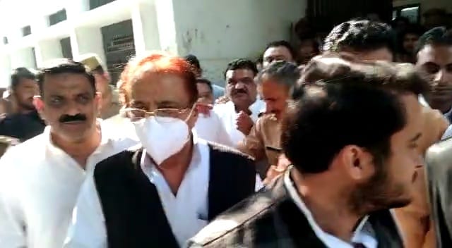 मीडिया के सवालों का दिया दो टूक जवाब; हेट स्पीच पर मुरादाबाद कोर्ट में ...