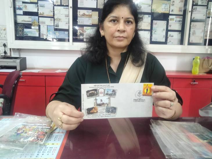 नेहा श्रीवास्तव ने बताया कि महाकाल लोक के डाक टिकट इसी सप्ताह उपलब्ध हो जाएंगे।